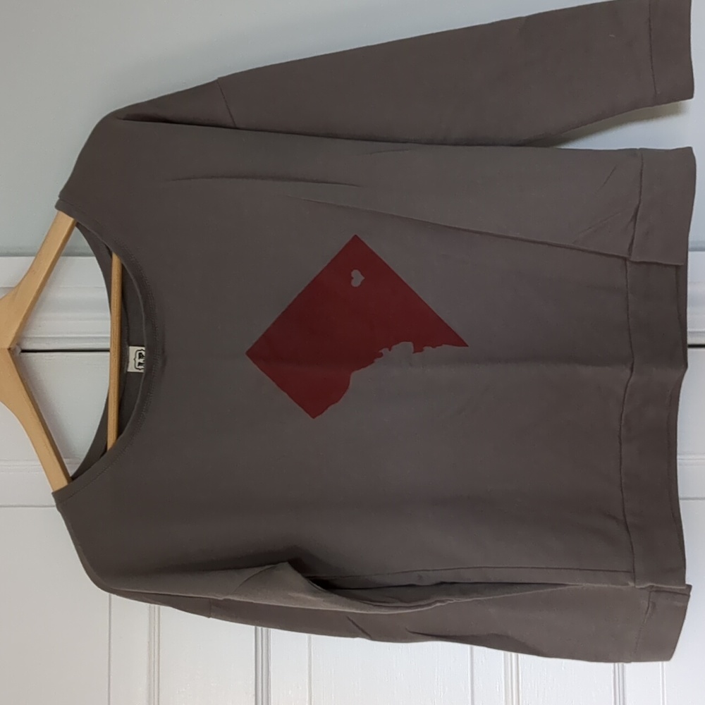 Love DC unique lightweight sweatshirt